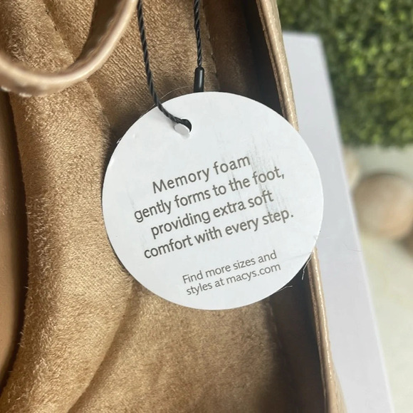 Giani Bernini Women's Valentinaa Memory Foam Ankle Strap Block Heel Pumps.8.5 - Picture 9 of 11